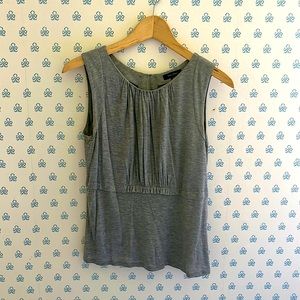 Vera Wang sleeveless top